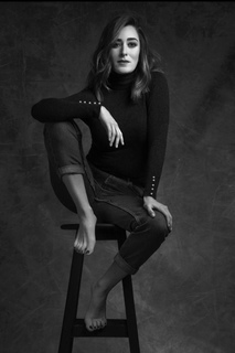 Amina Khalil feet photo thumbnail
