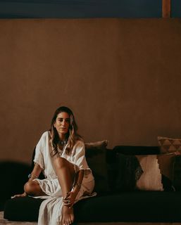 Amina Khalil feet photo thumbnail