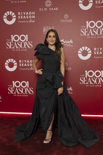 Amina Khalil feet photo thumbnail