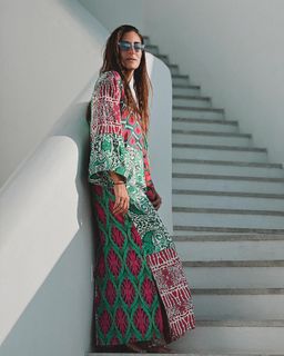Amina Khalil feet photo thumbnail