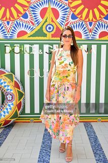 Amina Khalil feet photo thumbnail