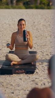 Amina Khalil feet photo thumbnail