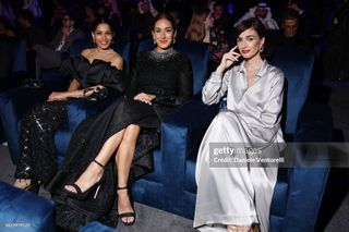 Amina Khalil feet photo thumbnail