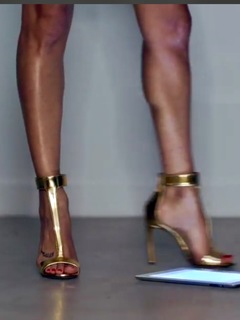 Amina Muaddi feet photo thumbnail