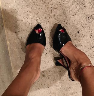 Amina Muaddi feet photo thumbnail