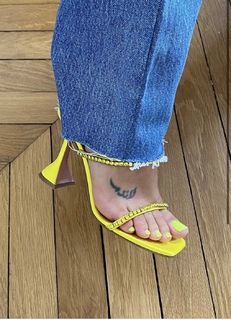Amina Muaddi feet photo thumbnail