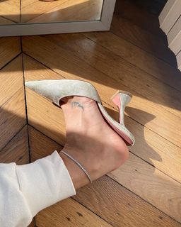 Amina Muaddi feet photo thumbnail