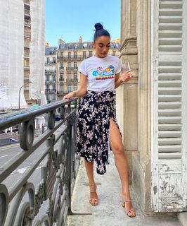 Amina Muaddi feet photo thumbnail