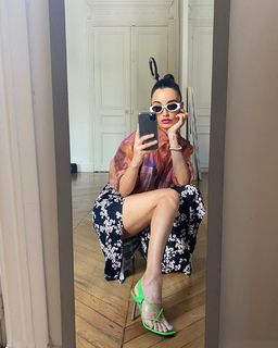 Amina Muaddi feet photo thumbnail