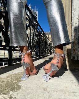 Amina Muaddi feet photo thumbnail
