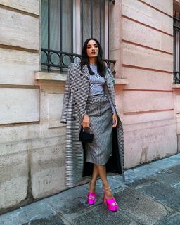 Amina Muaddi feet photo thumbnail