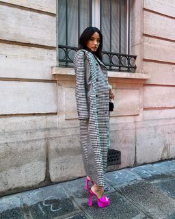 Amina Muaddi feet photo thumbnail