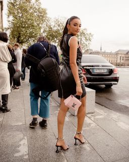 Amina Muaddi feet photo thumbnail