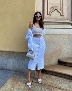 Amina Muaddi feet photo thumbnail