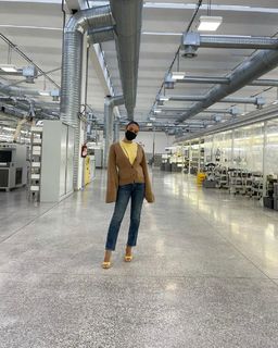 Amina Muaddi feet photo thumbnail