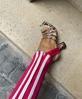 Amina Muaddi feet photo thumbnail