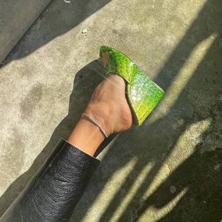 Amina Muaddi feet photo thumbnail