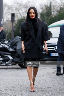 Amina Muaddi feet photo thumbnail