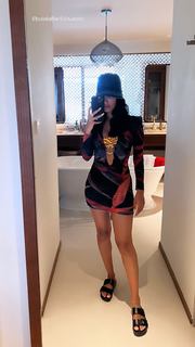 Amina Muaddi feet photo thumbnail