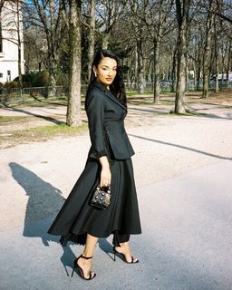 Amina Muaddi feet photo thumbnail