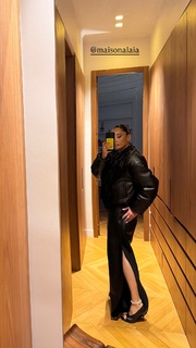 Amina Muaddi feet photo thumbnail