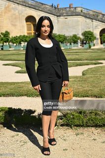 Amina Muaddi feet photo thumbnail