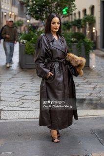 Amina Muaddi feet photo thumbnail