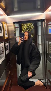 Amina Muaddi feet photo thumbnail