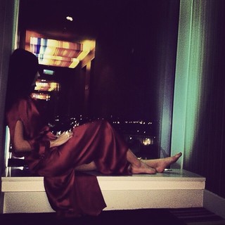 Amine Gulse feet photo 16