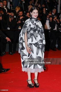 Amira Casar feet photo 6