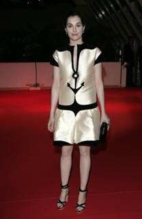 Amira Casar feet photo 11