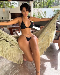 Amirah Dyme feet photo 11