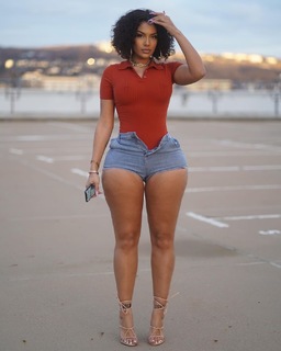Amirah Dyme feet photo 15