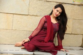 Amrita Acharia feet photo 18