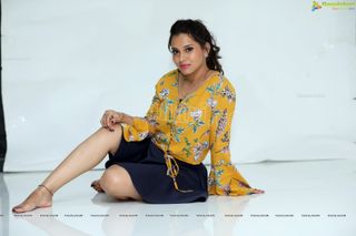Amrita Acharia feet photo 11
