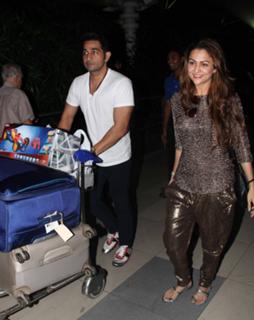 Amrita Arora feet photo thumbnail