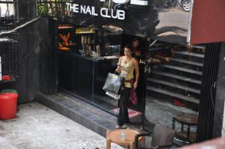 Amrita Arora feet photo thumbnail