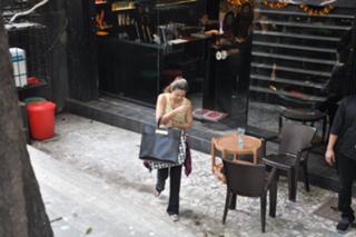 Amrita Arora feet photo thumbnail