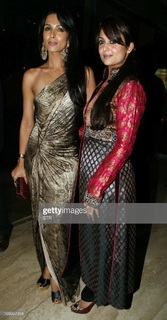 Amrita Arora feet photo thumbnail