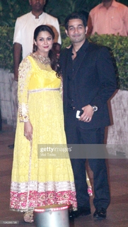 Amrita Arora feet photo thumbnail