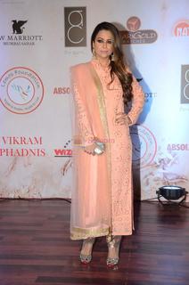 Amrita Arora feet photo thumbnail
