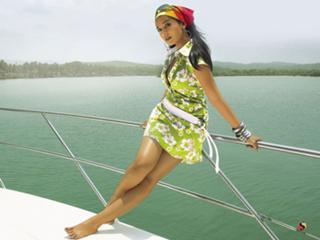 Amrita Rao feet photo thumbnail