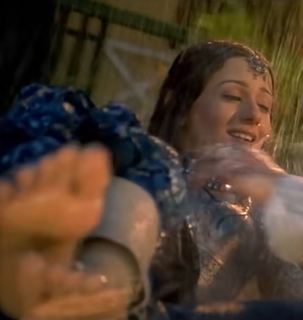 Amrita Rao feet photo thumbnail