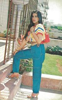 Amrita Singh feet photo 3