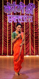 Amruta Khanvilkar feet photo 15