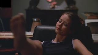 Amy Acker feet photo thumbnail