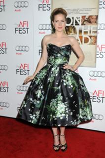 Amy Adams feet photo thumbnail