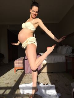 Amy Bailey feet photo 6