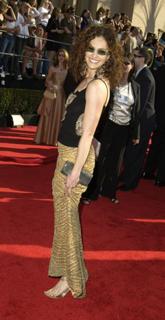 Amy Brenneman feet photo thumbnail