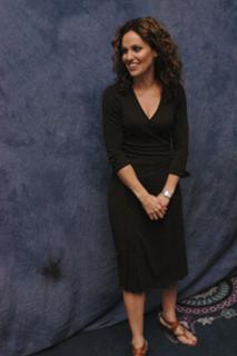 Amy Brenneman feet photo thumbnail